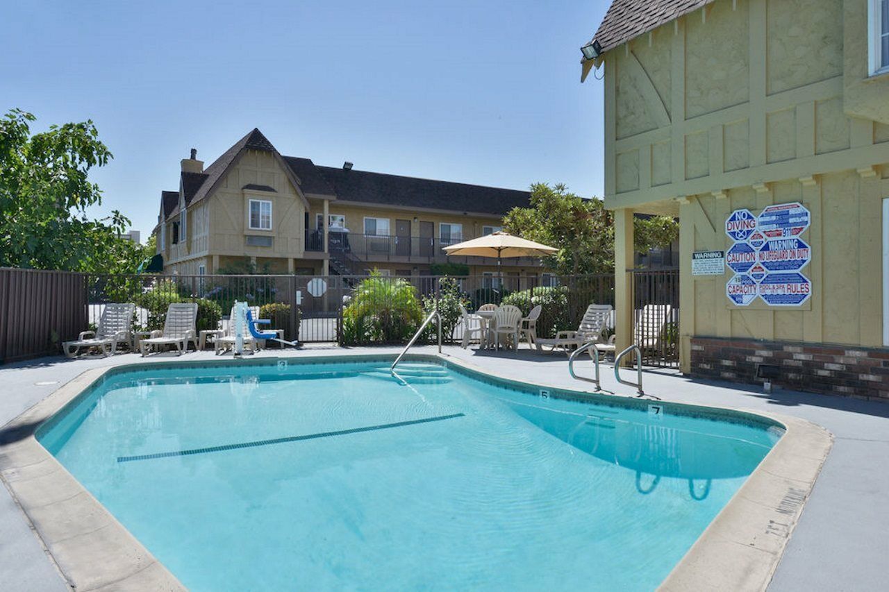 Heritage Inn San Bernardino Esterno foto